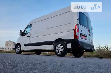 Вантажний фургон Renault Master 2016 в Житомирі