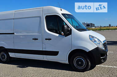 Вантажний фургон Renault Master 2019 в Львові