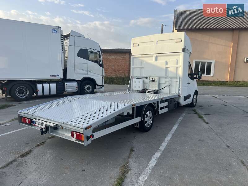 Автовоз Renault Master 2017 в Львові