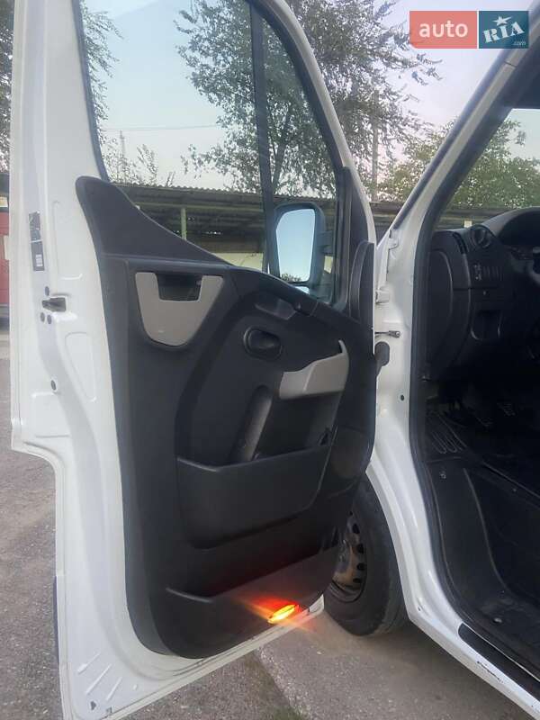 Грузовой фургон Renault Master 2012 в Арцизе фото 9 Грузовой фургон Renault Master 2012 в Арцизе