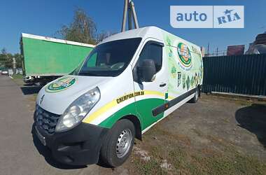 Вантажний фургон Renault Master 2013 в Рівному