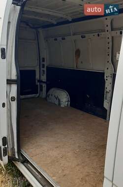 Вантажний фургон Renault Master 2012 в Запоріжжі
