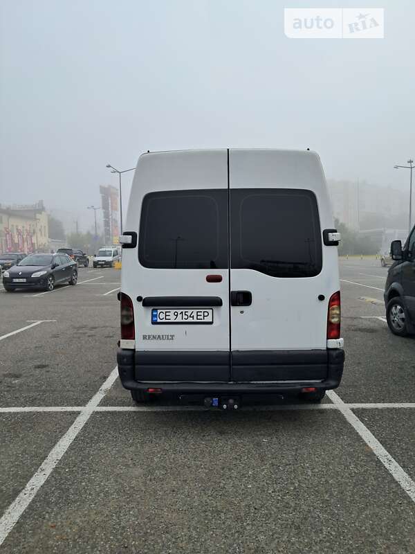 Вантажопасажирський фургон Renault Master 2004 в Чернівцях