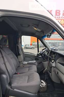 Вантажопасажирський фургон Renault Master 2004 в Чернівцях