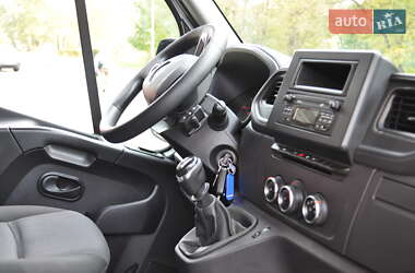 Грузовой фургон Renault Master 2020 в 