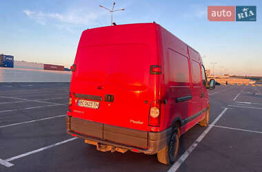 Вантажний фургон Renault Master 2007 в 