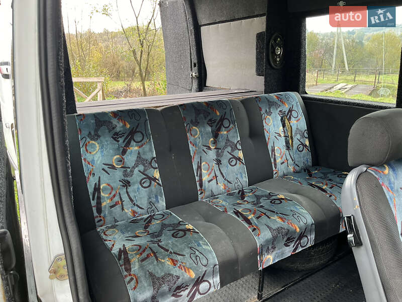 Мікроавтобус Renault Master 2000 в Івано-Франківську