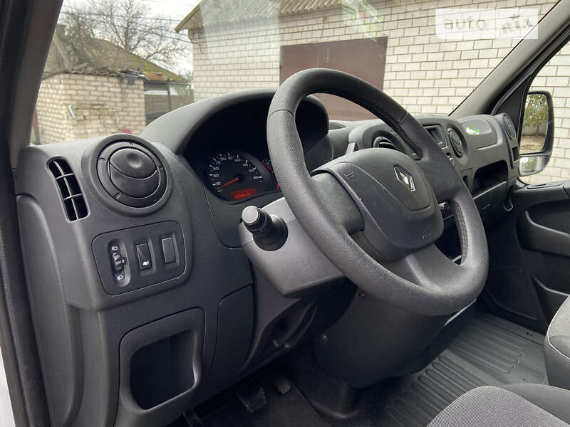 Вантажний фургон Renault Master 2019 в Васильківці