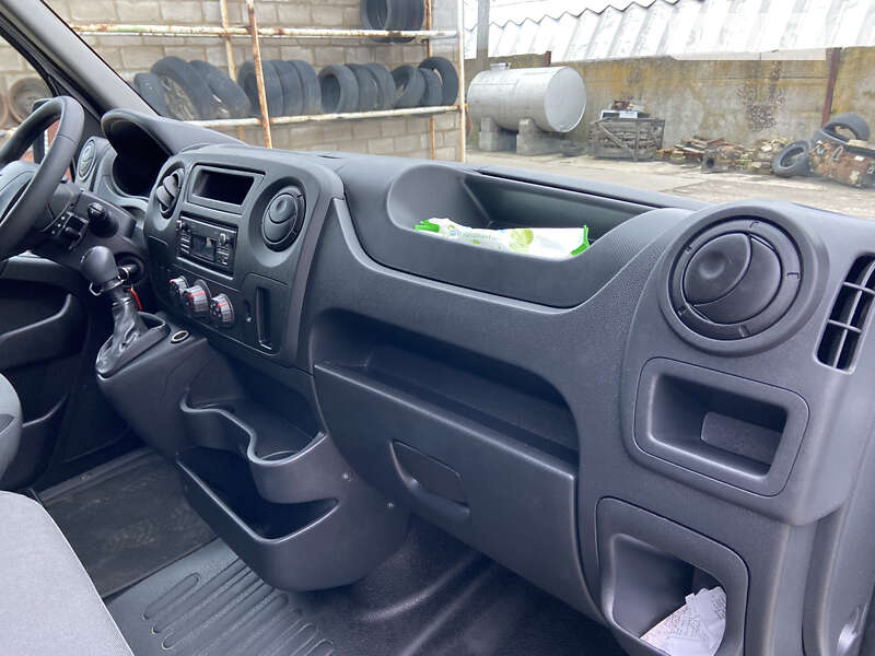 Вантажний фургон Renault Master 2019 в Васильківці