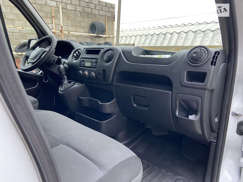 Вантажний фургон Renault Master 2019 в Васильківці