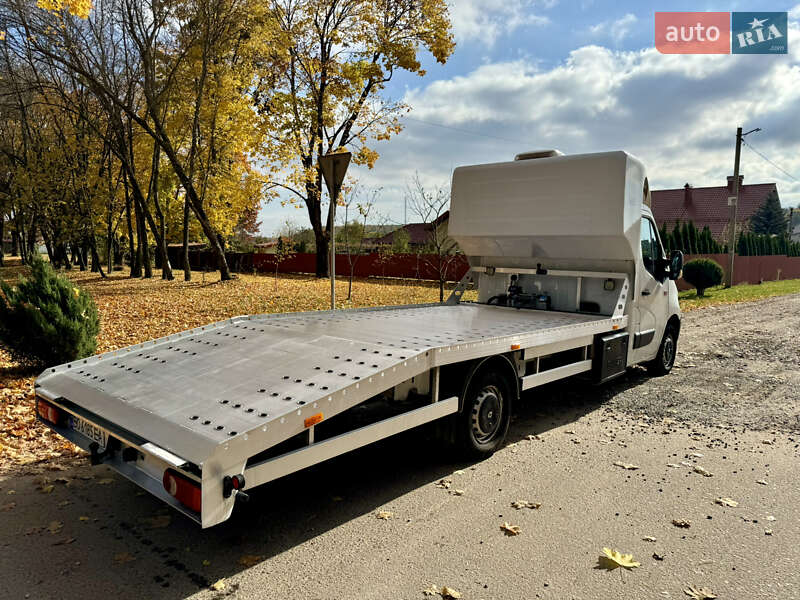 Эвакуатор Renault Master 2019 в Львове