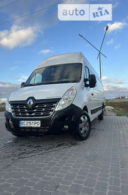 Вантажопасажирський фургон Renault Master 2017 в Жовкві