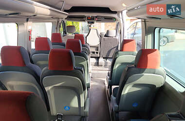 Пригородный автобус Renault Master 2012 в Луцке