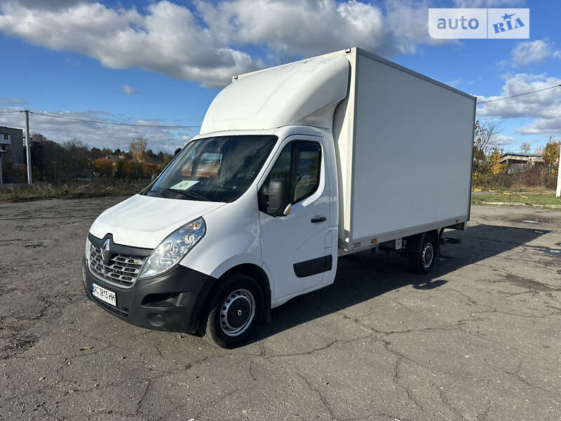 Вантажний фургон Renault Master 2018 в Луцьку