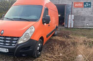 Грузовой фургон Renault Master 2013 в 