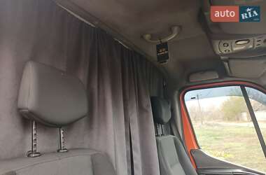 Грузовой фургон Renault Master 2013 в 
