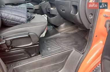 Грузовой фургон Renault Master 2013 в 