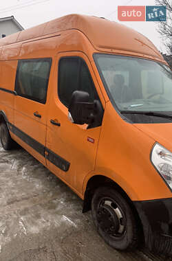 Грузопассажирский фургон Renault Master 2017 в 