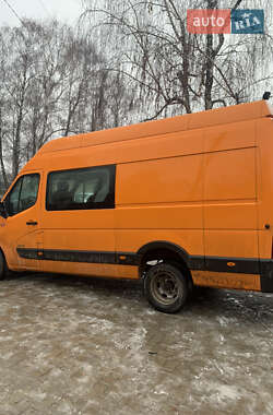 Грузопассажирский фургон Renault Master 2017 в 