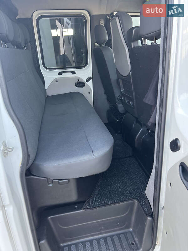 Автовоз Renault Master 2015 в Володимирі