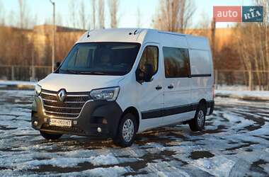 Вантажопасажирський фургон Renault Master 2020 в Бердичеві