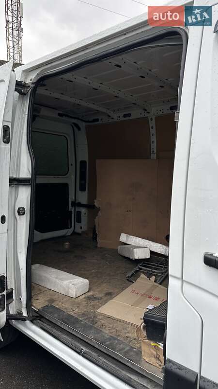 Вантажний фургон Renault Master 2014 в Дніпрі фото 11 Вантажний фургон Renault Master 2014 в Дніпрі