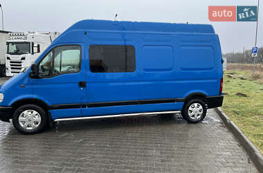 Вантажопасажирський фургон Renault Master 2001 в Луцьку