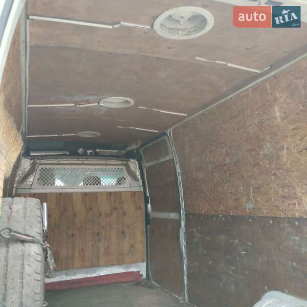 Грузовой фургон Renault Master 2010 в Виннице