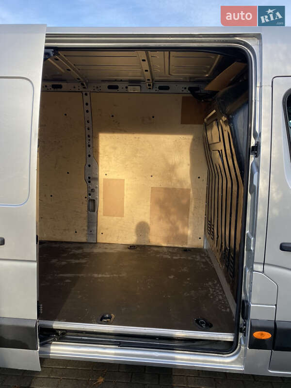 Грузовой фургон Renault Master 2019 в Жовкве