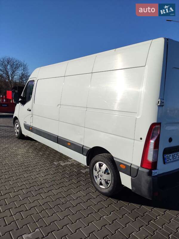Грузовой фургон Renault Master 2011 в Стрые