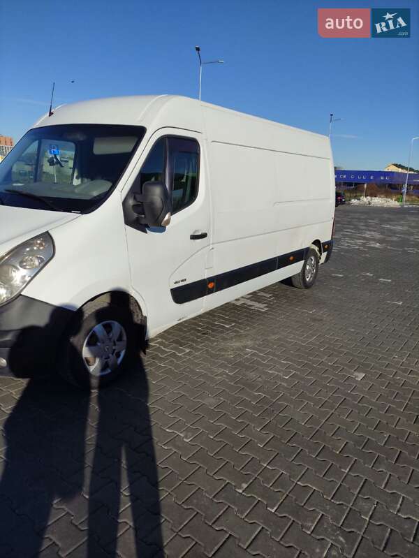 Грузовой фургон Renault Master 2011 в Стрые