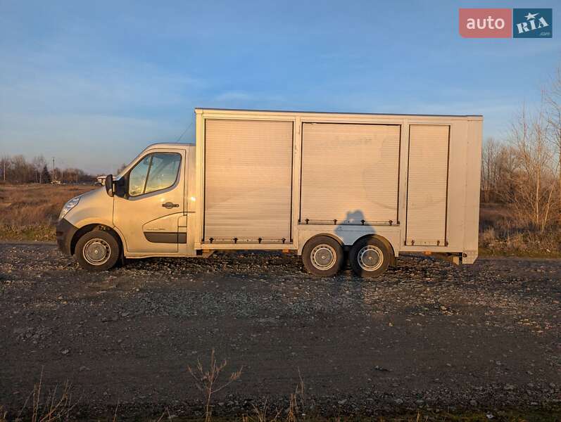 Вантажний фургон Renault Master 2016 в Павлограді