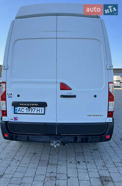 Вантажний фургон Renault Master 2015 в Володимирі