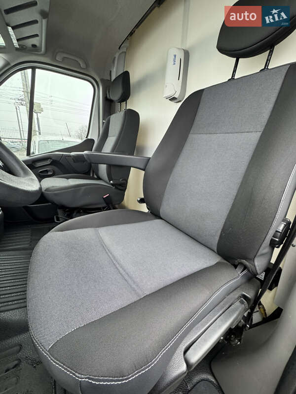 Грузовой фургон Renault Master 2018 в Киеве