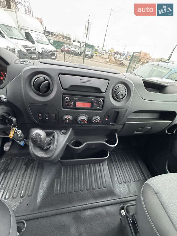 Грузовой фургон Renault Master 2018 в Киеве