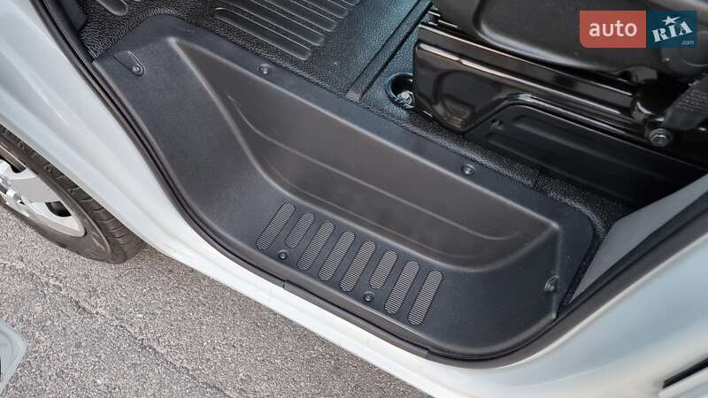 Вантажний фургон Renault Master 2018 в Житомирі