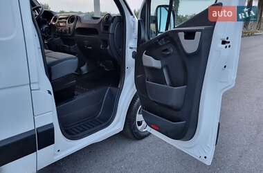 Грузовой фургон Renault Master 2018 в 