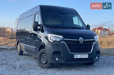 Вантажний фургон Renault Master 2019 в Львові