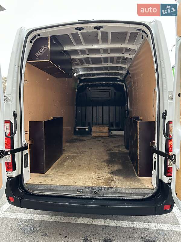 Вантажний фургон Renault Master 2018 в Києві