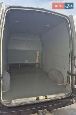 Грузопассажирский фургон Renault Master 2016 в 
