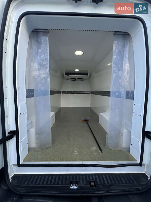 Рефрижератор Renault Master 2016 в Корце