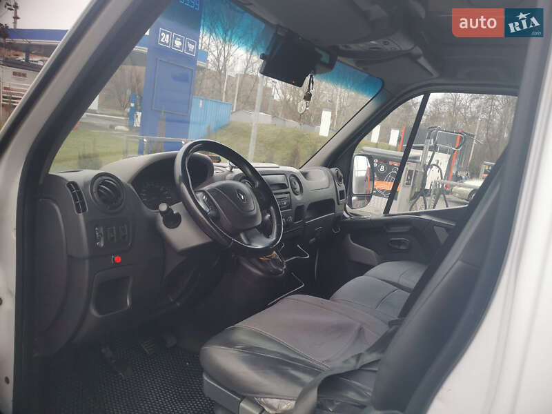 Грузовой фургон Renault Master 2013 в Полтаве