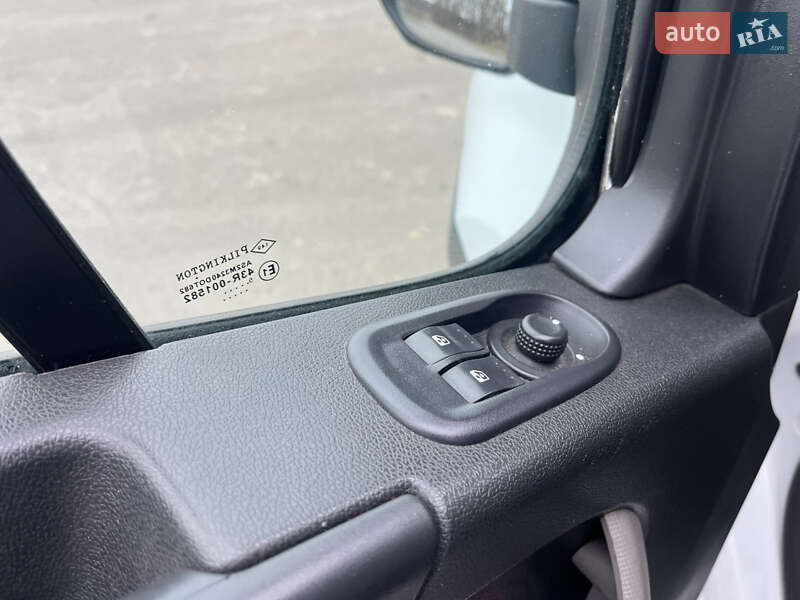 Автовоз Renault Master 2016 в Дунаевцах
