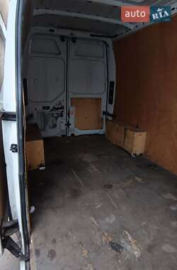 Грузовой фургон Renault Master 2014 в 