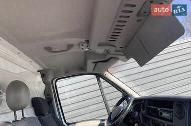 Вантажний фургон Renault Master 2006 в 