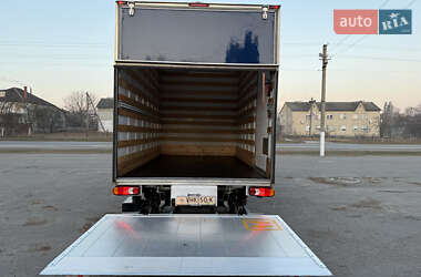 Вантажний фургон Renault Master 2021 в 
