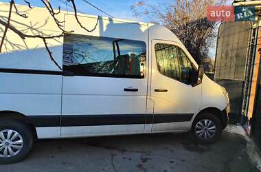 Грузопассажирский фургон Renault Master 2017 в Одессе