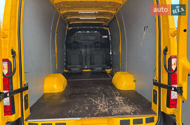 Грузовой фургон Renault Master 2017 в Полтаве