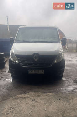 Другие грузовики Renault Master 2016 в Млинове