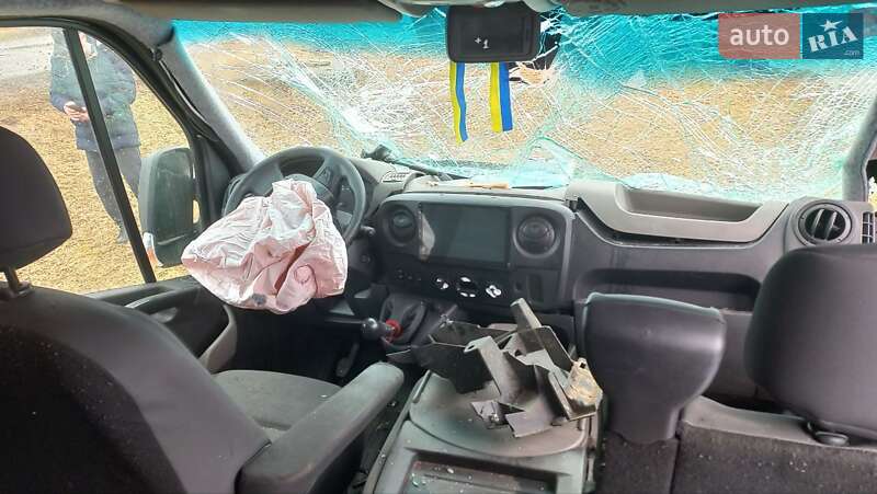 Грузопассажирский фургон Renault Master 2015 в Черновцах фото 18 Грузопассажирский фургон Renault Master 2015 в Черновцах